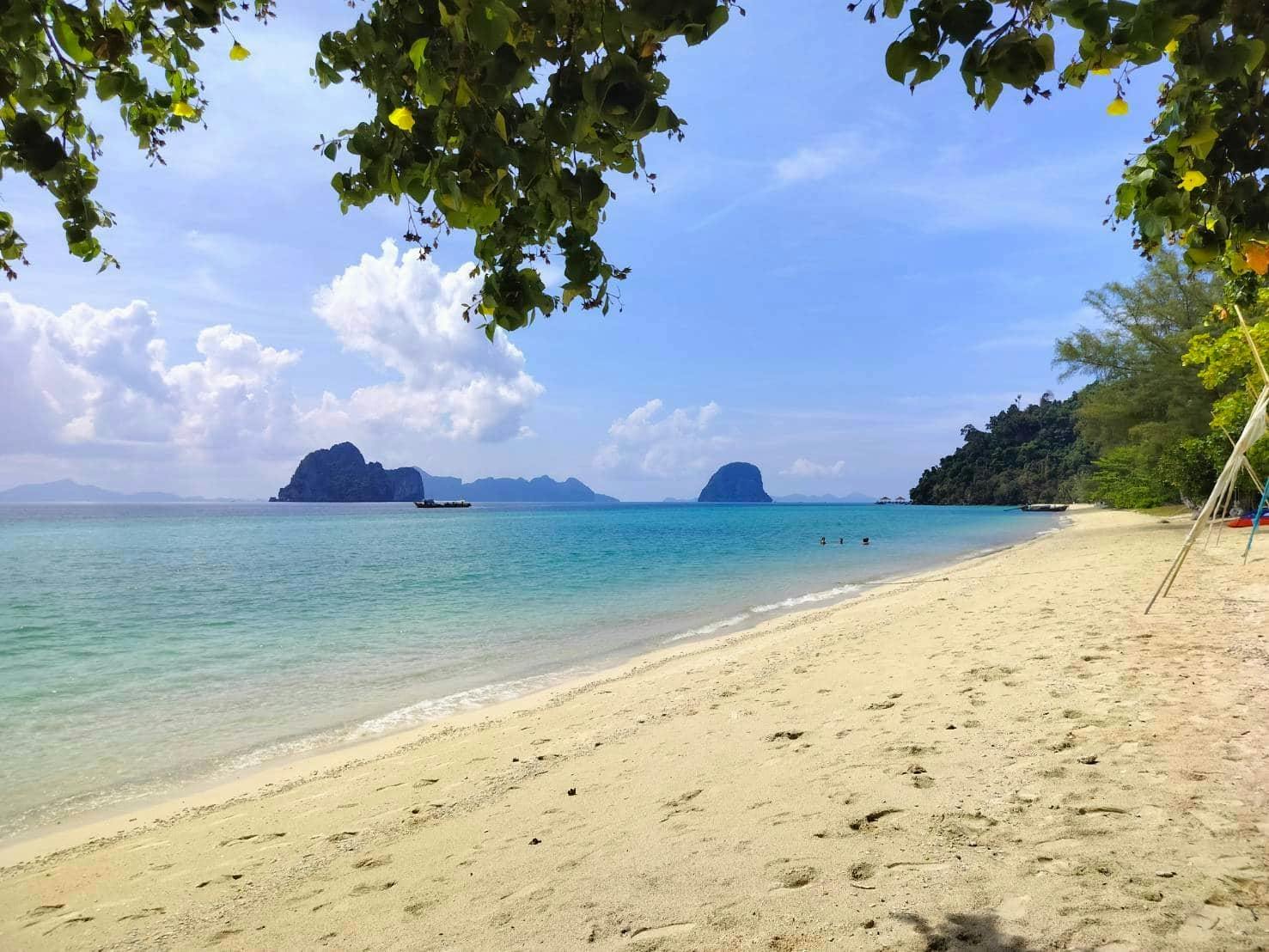 Full-day Thai island-hopping boat tour