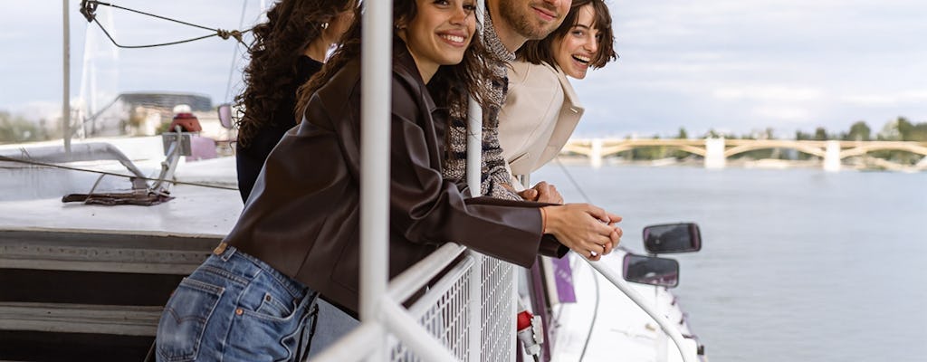 Crucero turístico por el Danubio en Budapest