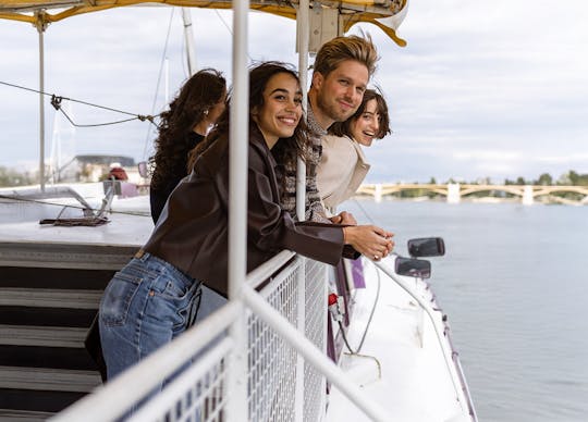 Budapest Danube sightseeing river cruise