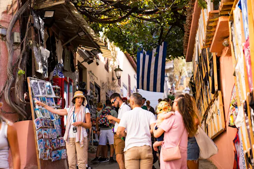 Half-day private tour of Athens with Acropolis and Plaka visits