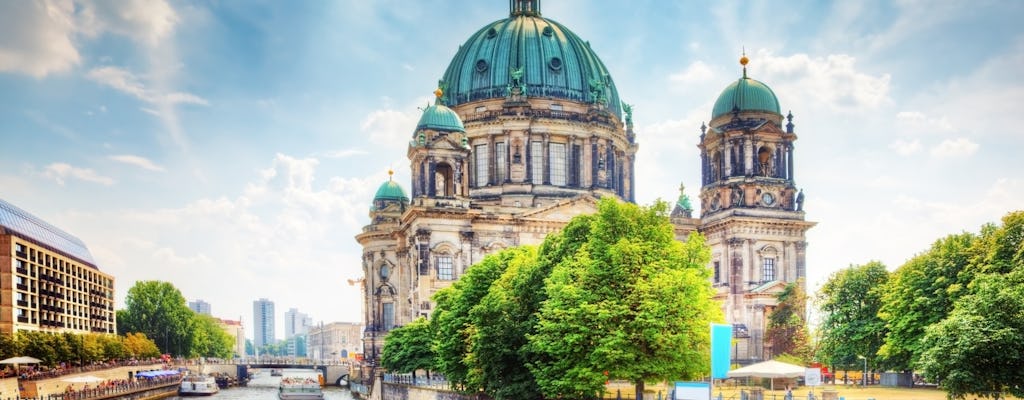 Berlin Classic Pass with 24-hour hop-on hop-off, cruise and more