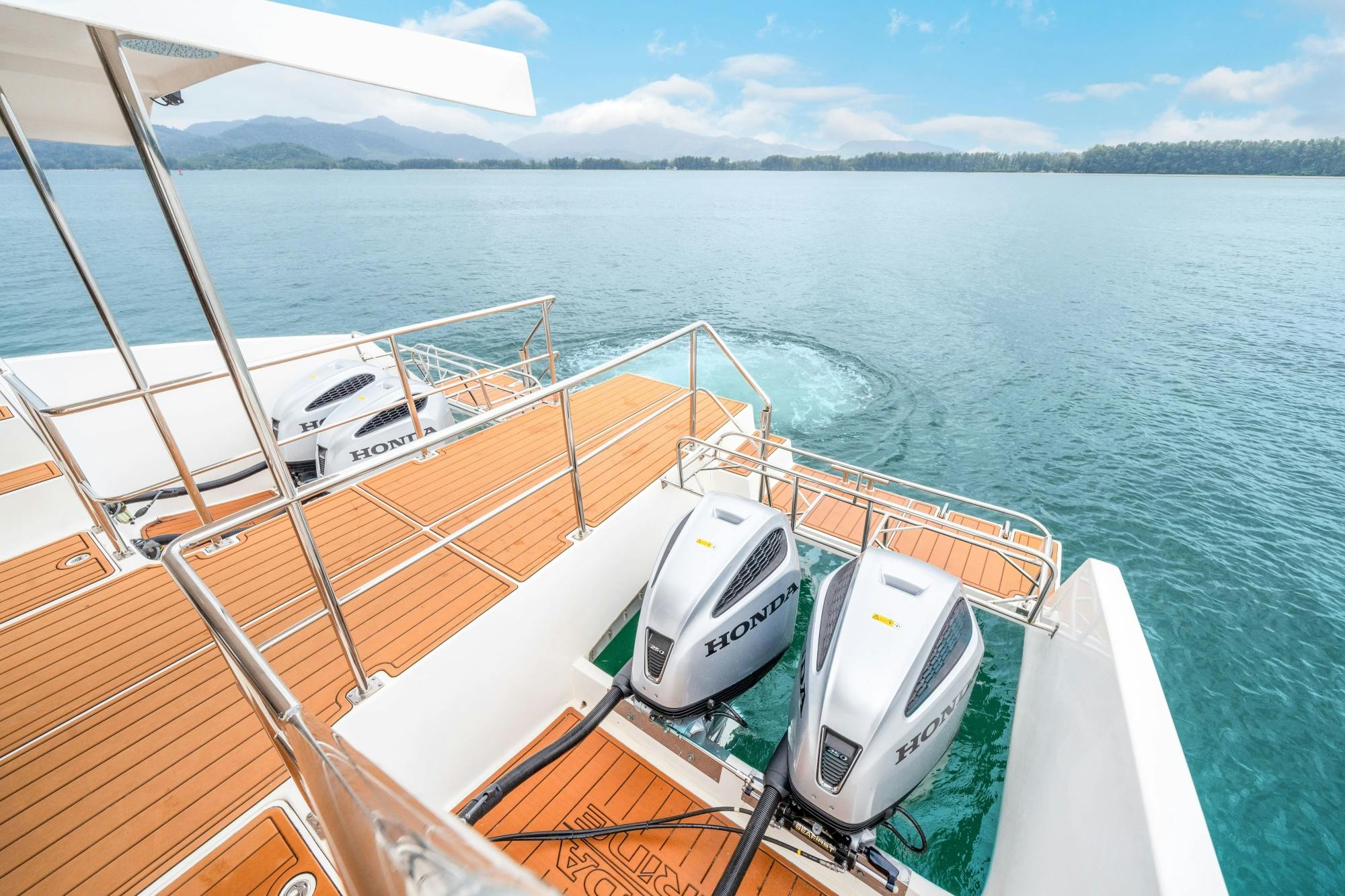 Full-day catamaran tour of Thailand’s Similan Islands