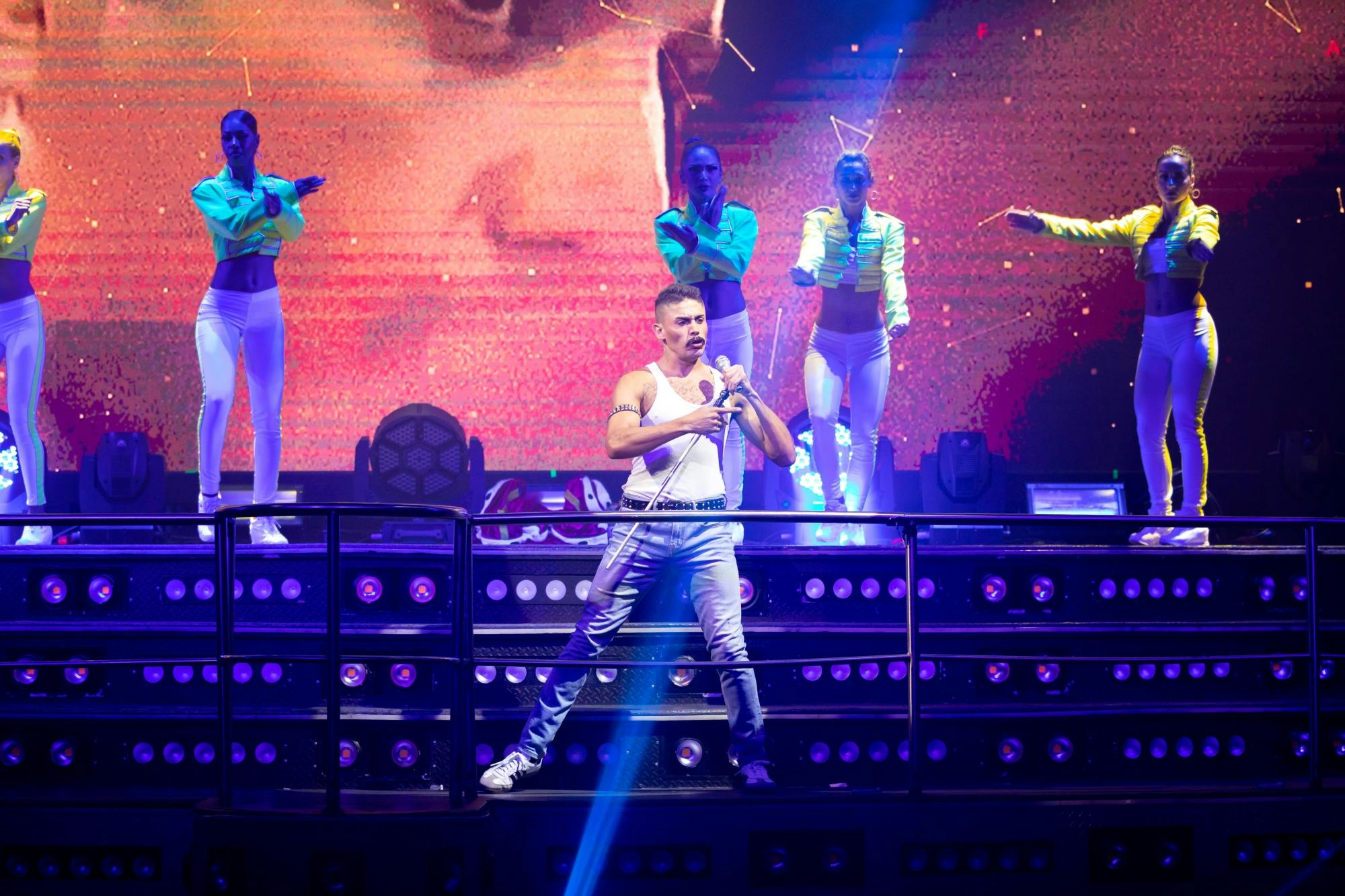 Przyjazny rodzinom pokaz zachodu słońca Coco Bongo w Playa del Carmen