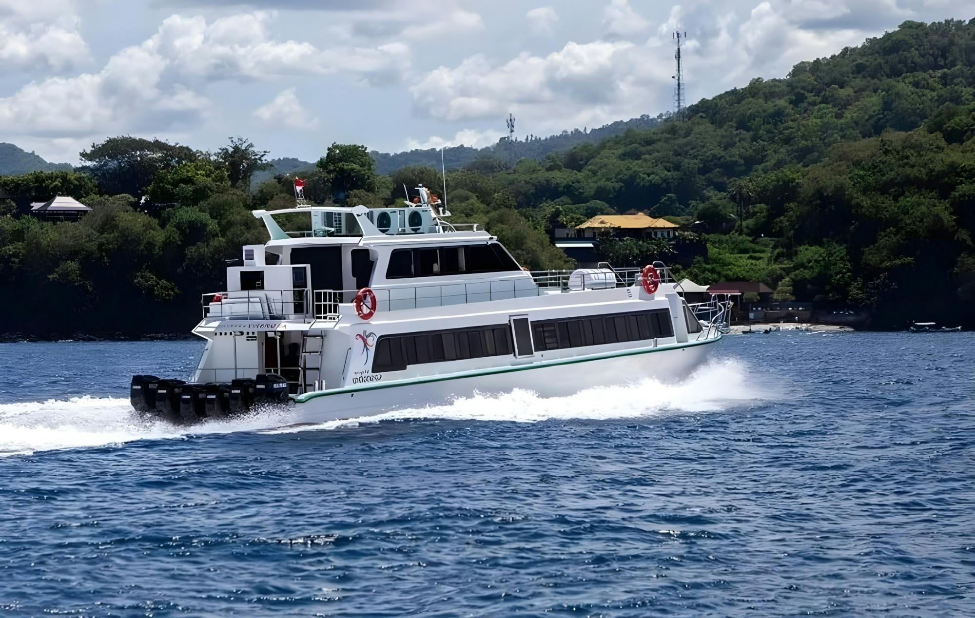 One-way boat transfer from Gili Trawangan, Gili Air or Lombok to Bali