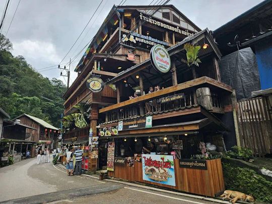 Mae Kampong village full-day trip with private transfer