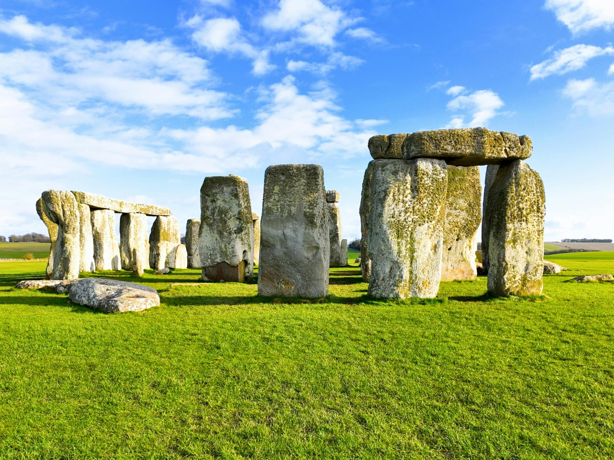 Stonehenge morning tour with tickets from London