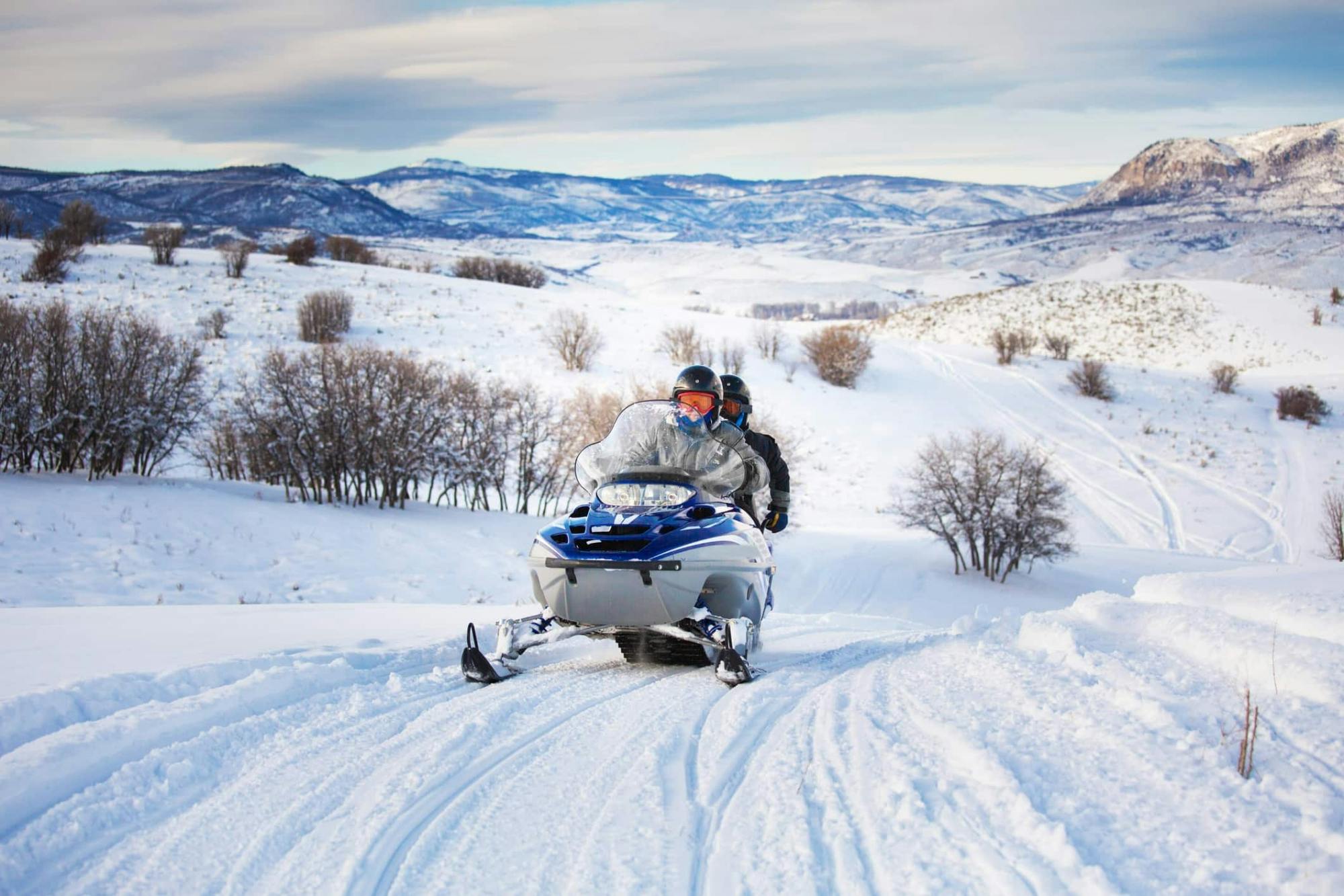 Two-hour snowmobile safari in Vuokatti