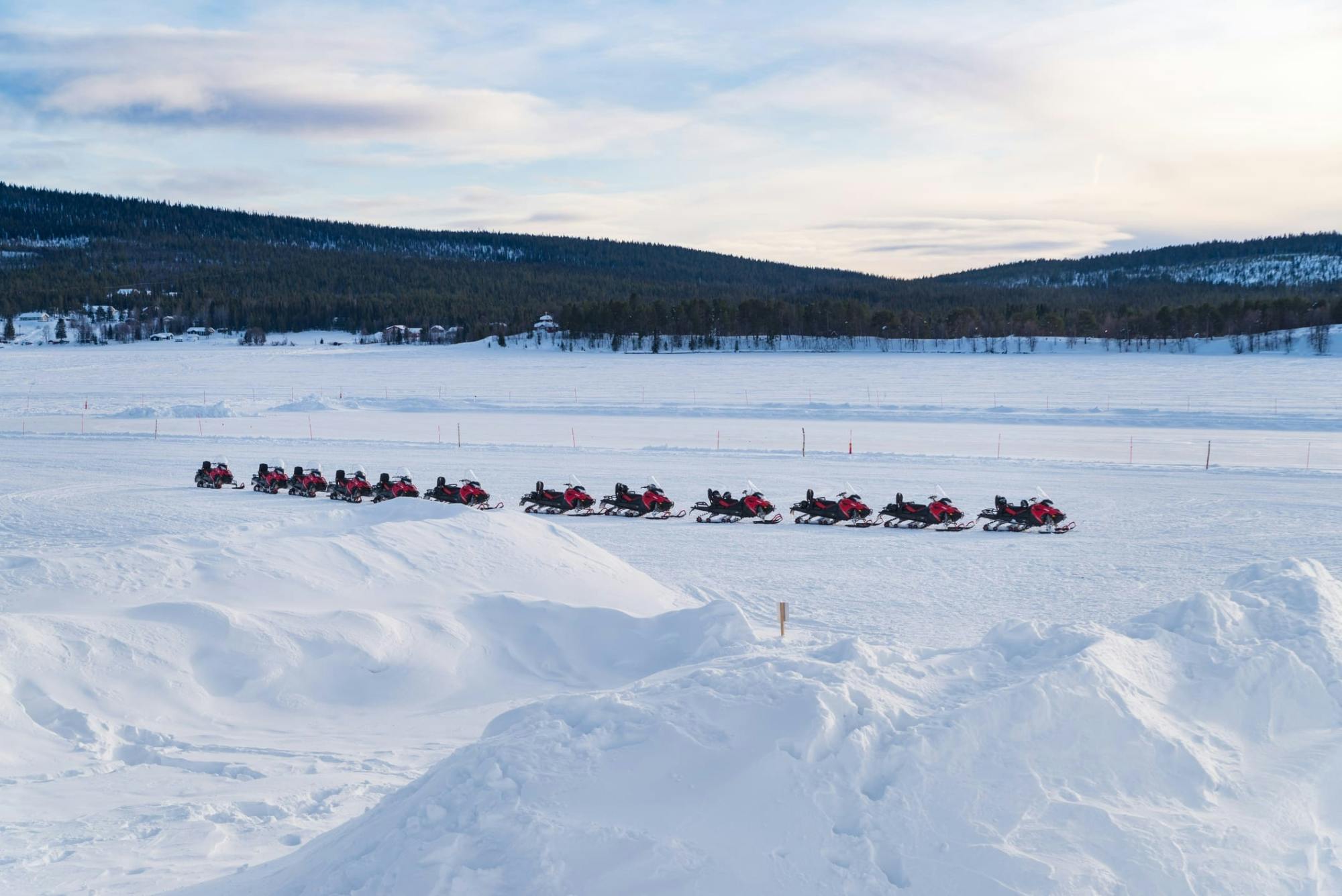 Two-hour snowmobile safari in Vuokatti
