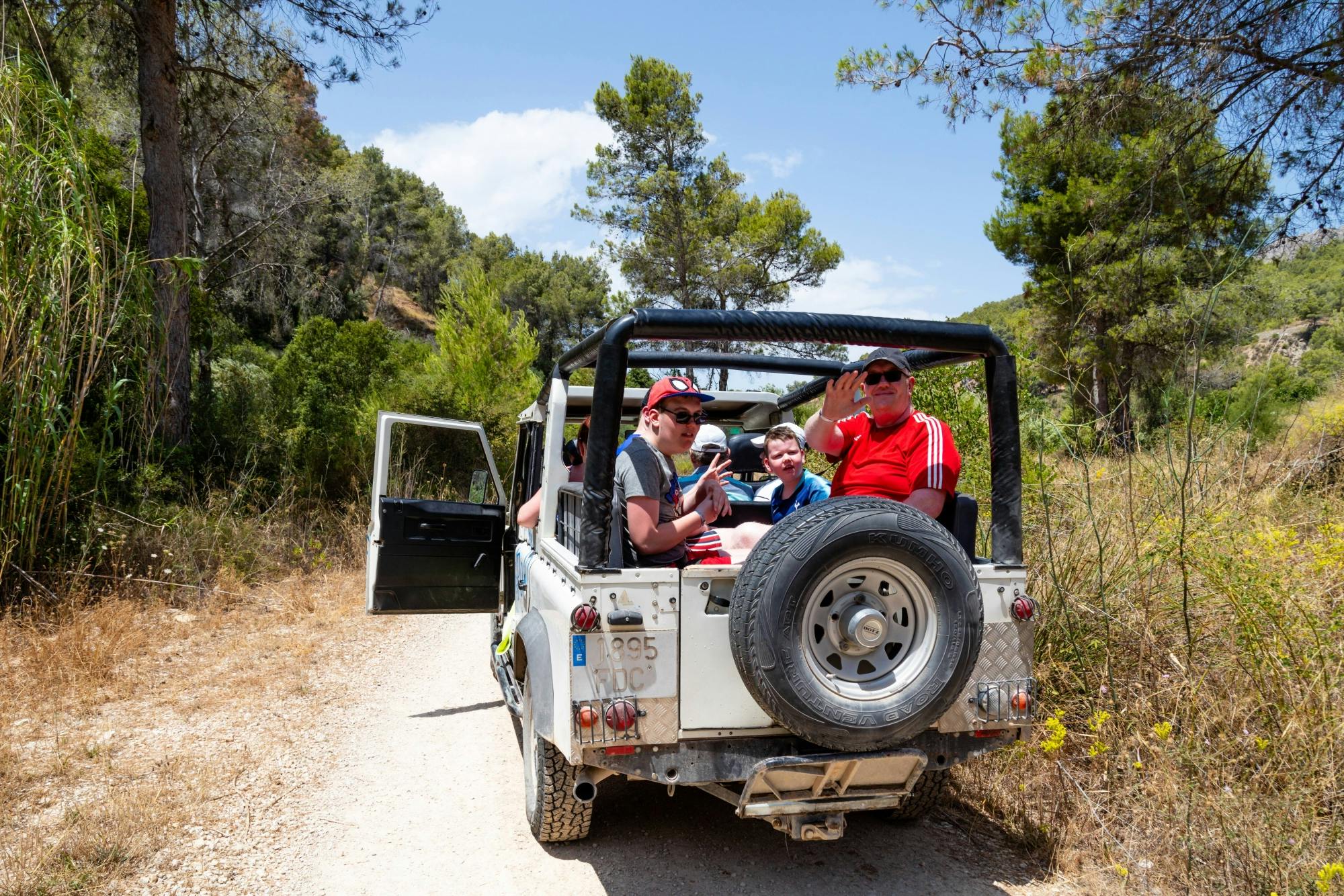 Half-day 4x4 tour of Guadalest and Altea