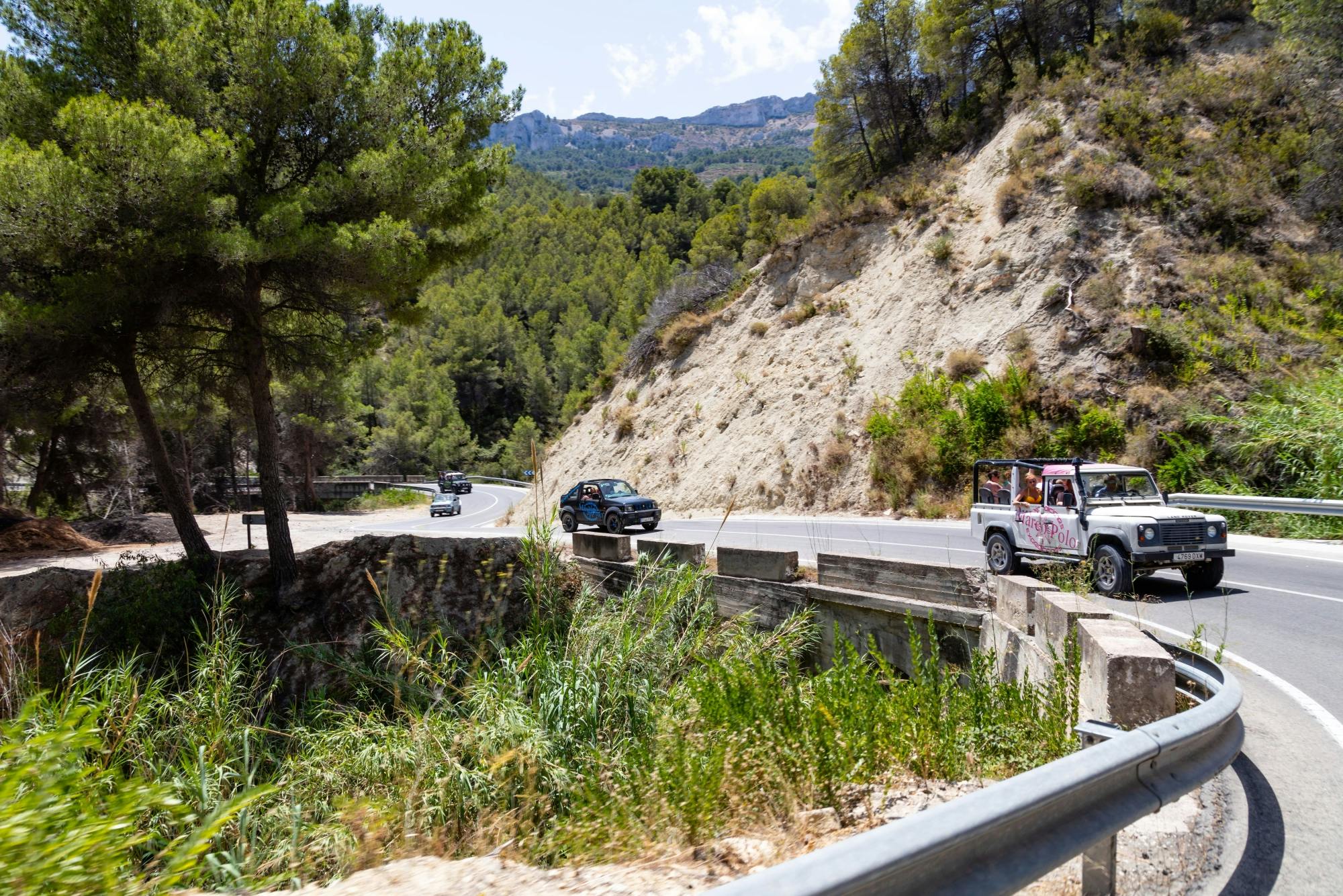 Half-day 4x4 tour of Guadalest and Altea