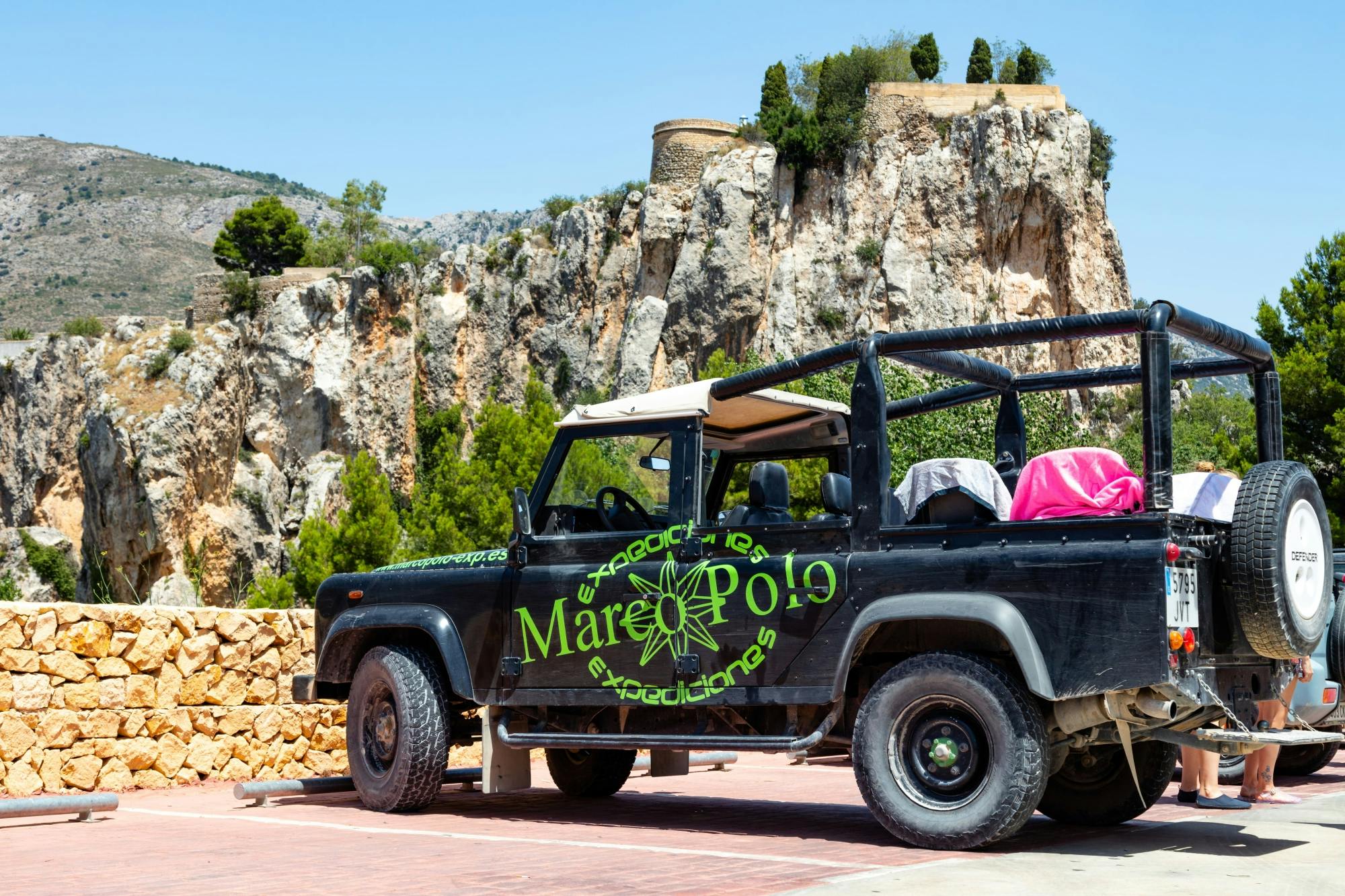 Half-day 4x4 tour of Guadalest and Altea