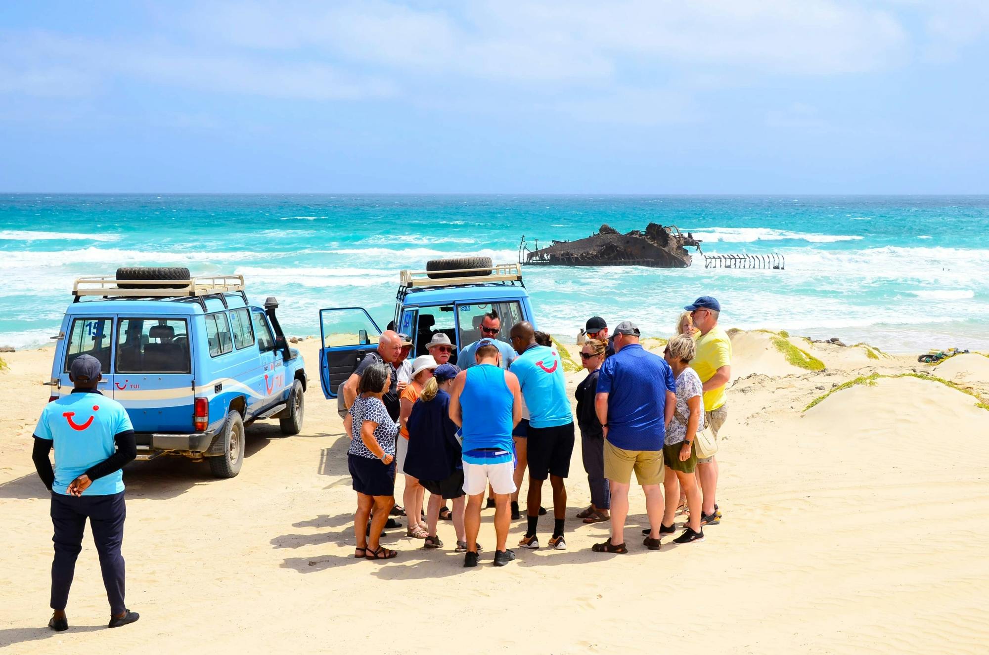 Boa Vista full-day 4x4 island tour with beachfront lunch