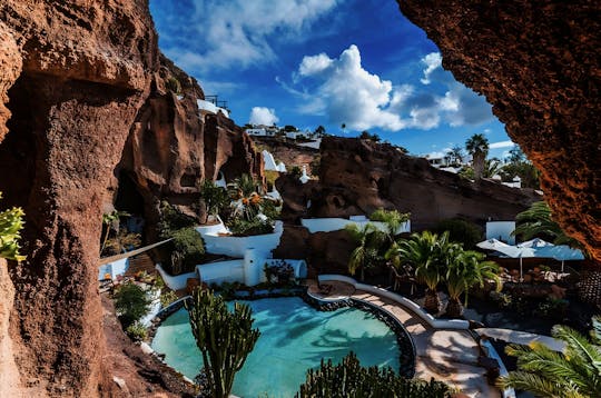 Avondtour op Lanzarote met wijnproeverij en Lagomar Museum