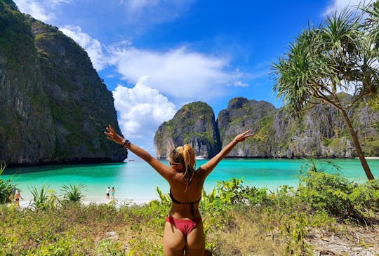 Early bird speedboat tour to Phi Phi Islands from Phuket