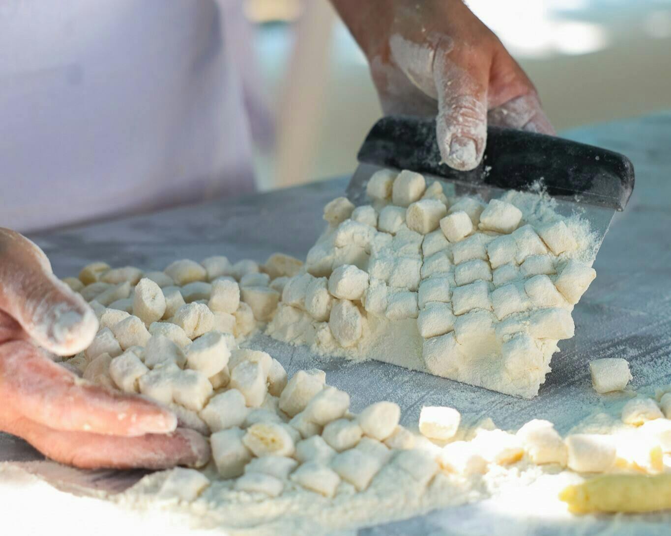Traditional cooking class at La Limonaia in Sorrento