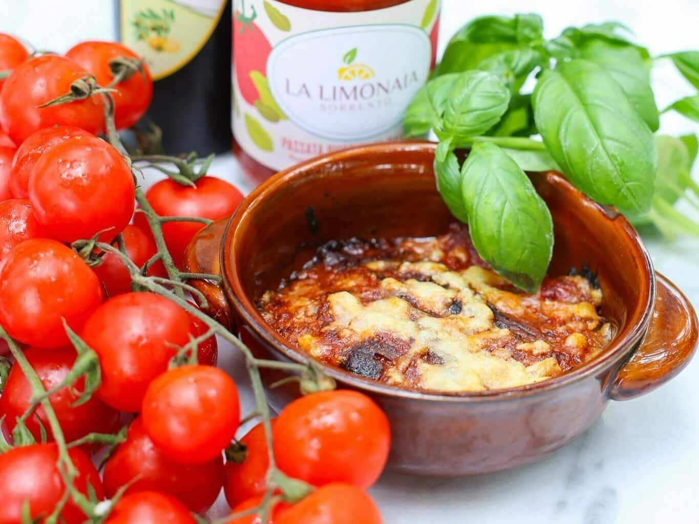 Traditional cooking class at La Limonaia in Sorrento