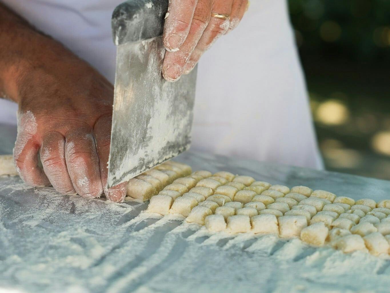Traditional cooking class at La Limonaia in Sorrento