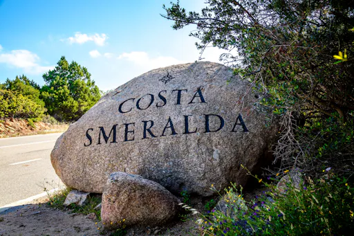 Guided tour of Costa Smeralda with Porto Cervo and beach time