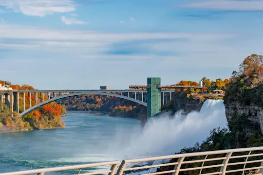 Wycieczka ekspresowa nad wodospad Niagara, bilety na Maid of the Mist i Trolley