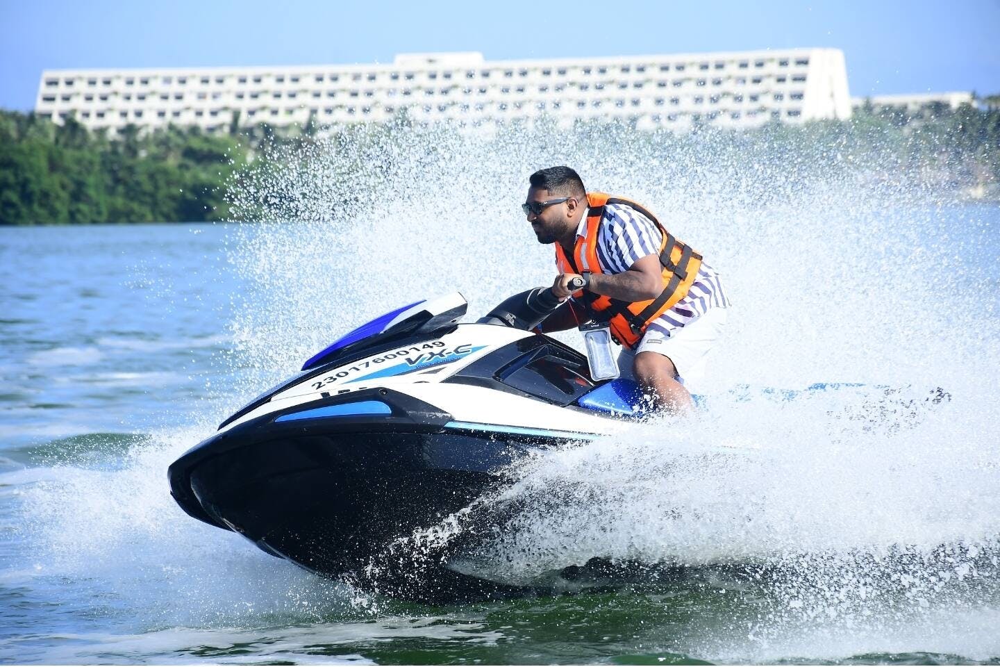 Aventura en moto de agua en Puerto Maya