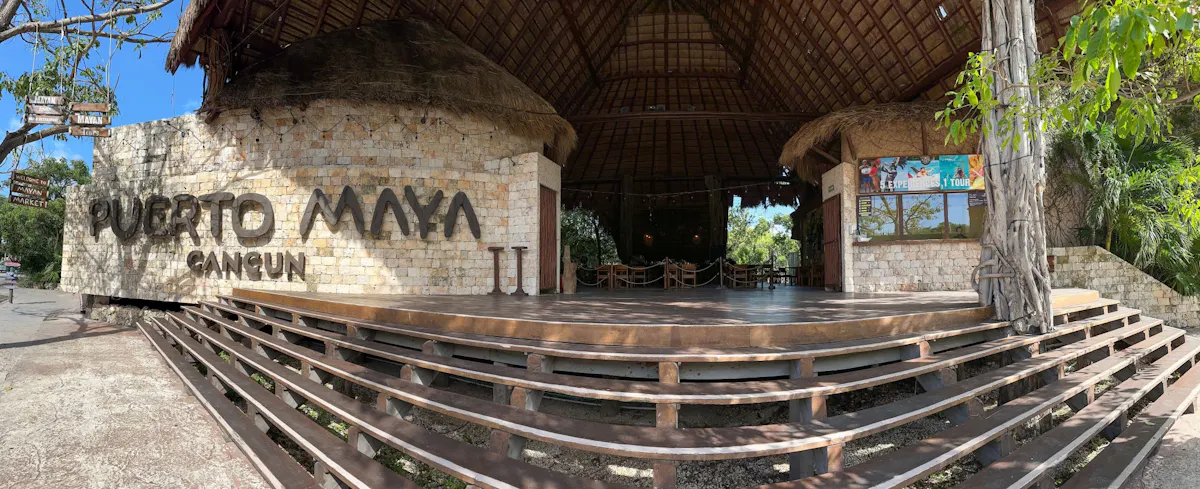 Wave runner adventure in Puerto Maya