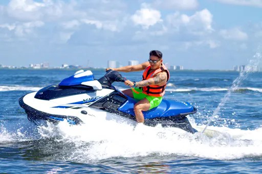 Wave runner adventure in Puerto Maya