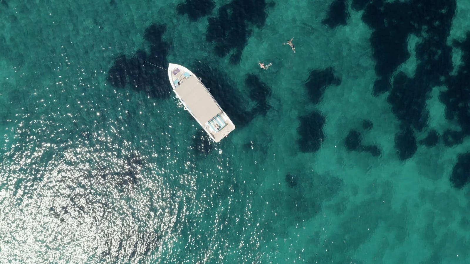 Private boat tour to Ortigia and Syracuse's sea caves