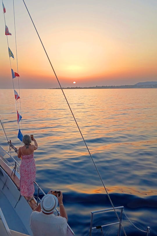 Rejs o zachodzie słońca na Kefalonii