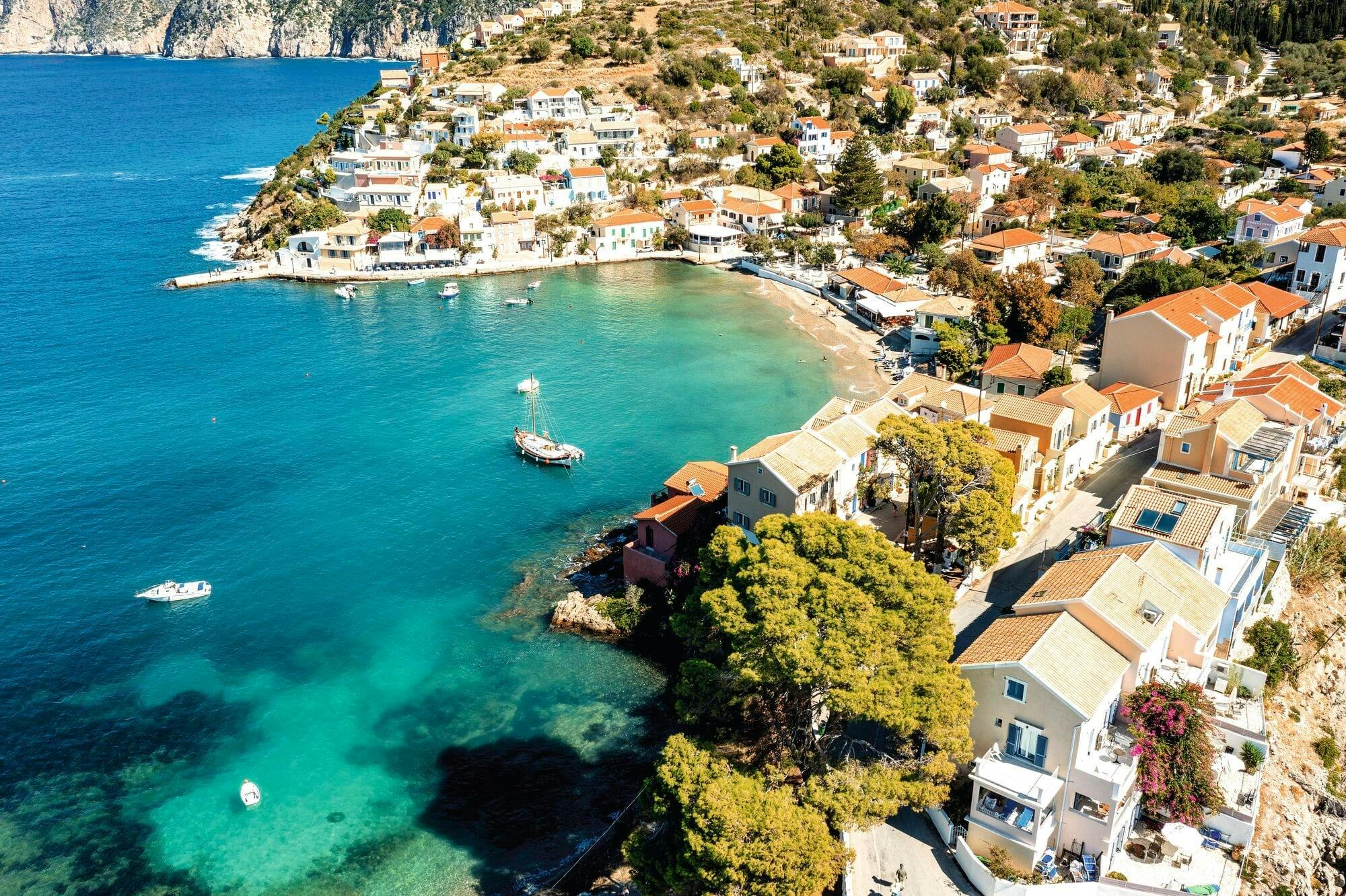 Premier Kefalonia tour with Lake Melissani, boat trip and taverna lunch