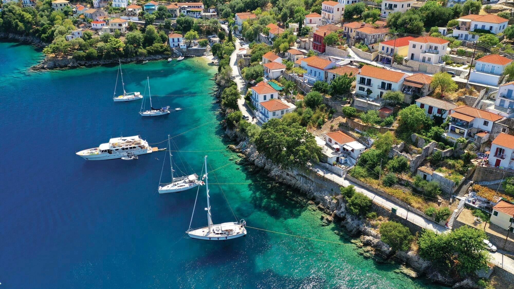 Ithaca island tour with traditional villages and boat trip