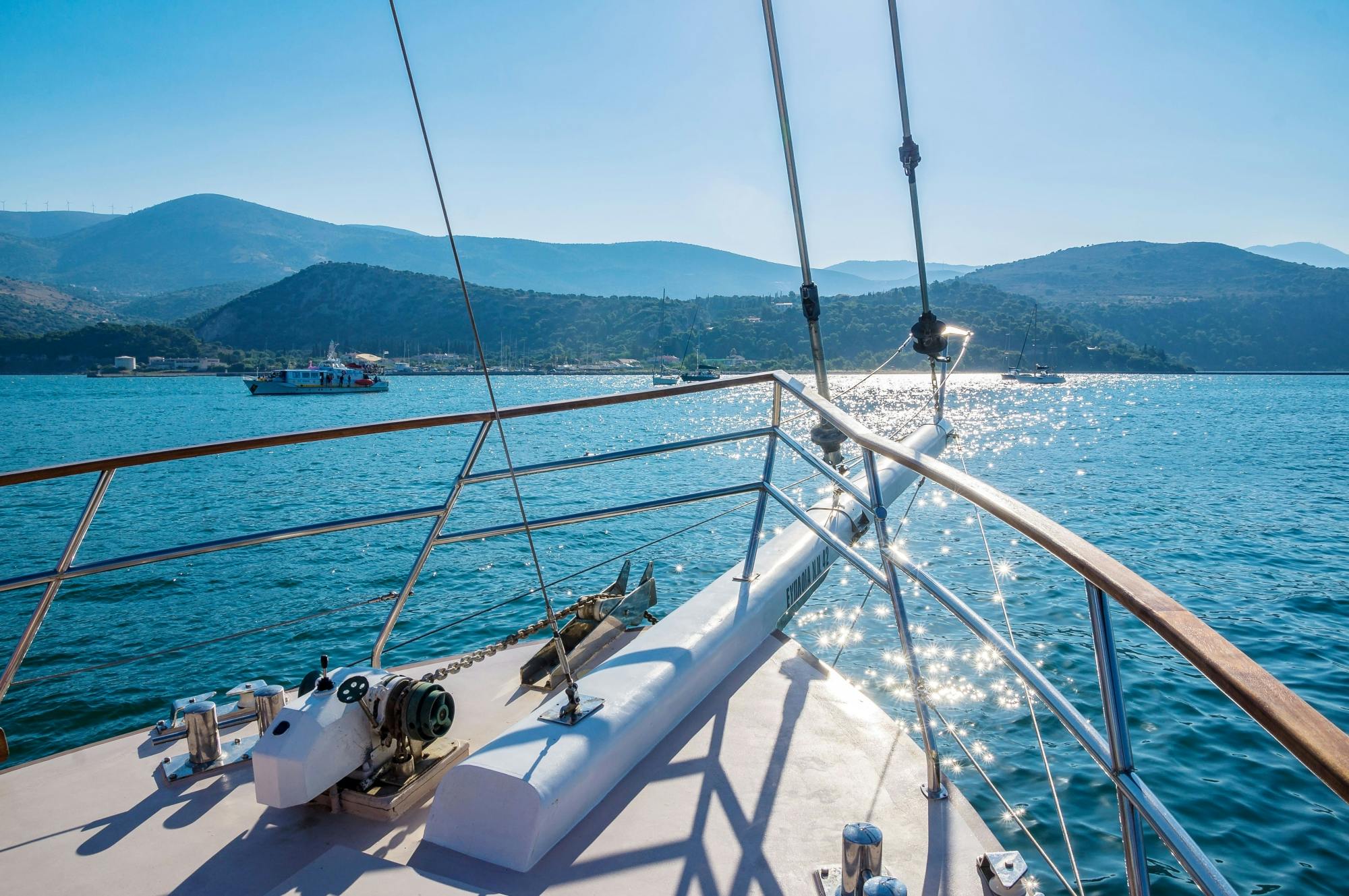 Ithaca island tour with traditional villages and boat trip