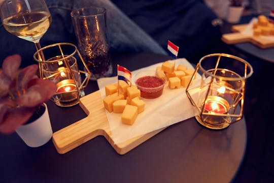 Amsterdam evening candle light cruise with optional wine and cheese