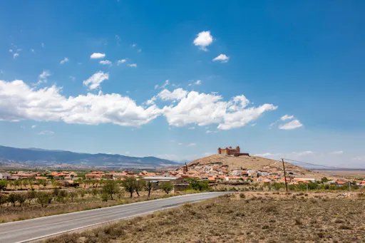 Sierra Nevada tour with picnic and pottery-making demo