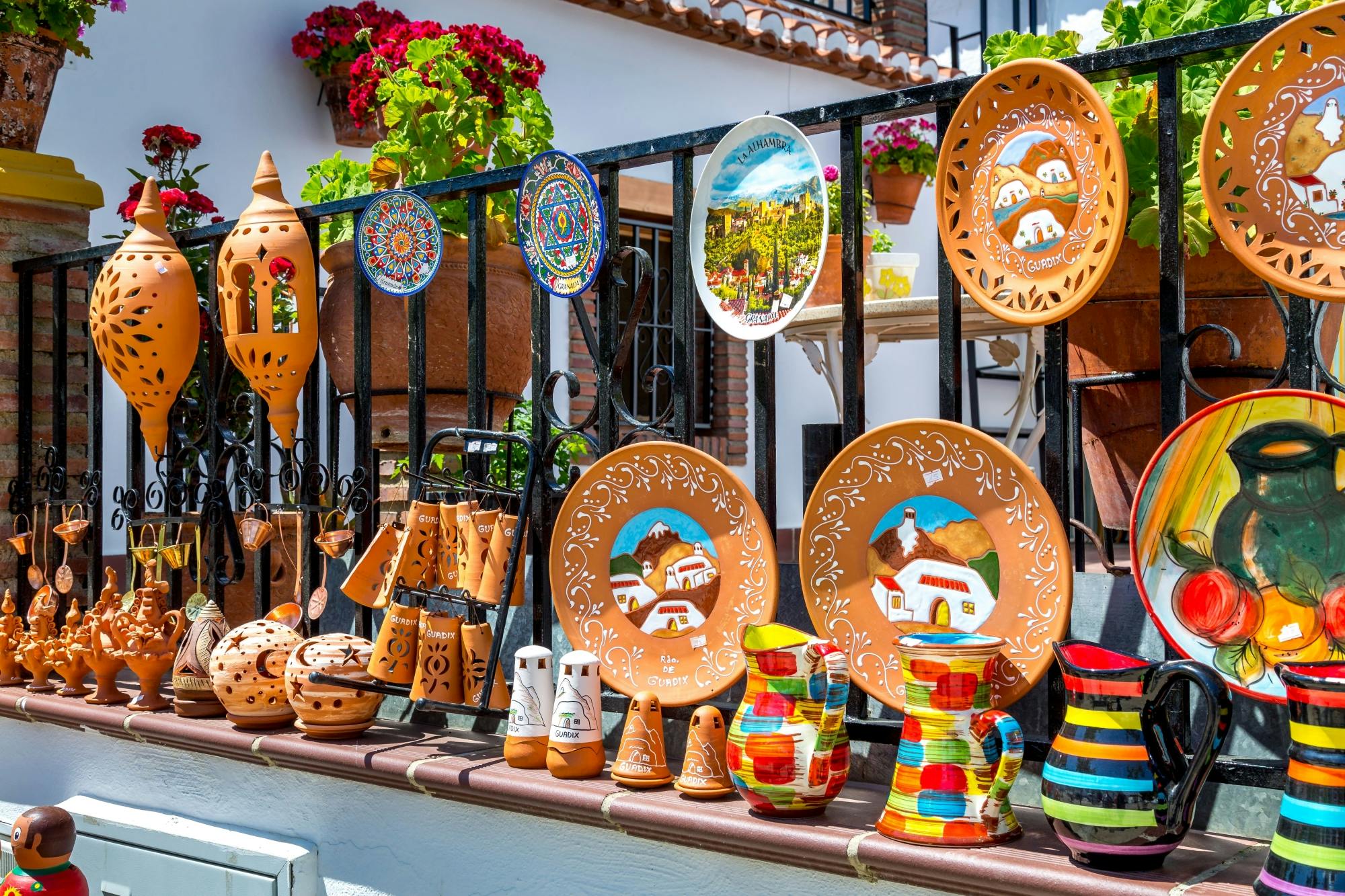 Sierra Nevada tour with picnic and pottery-making demo