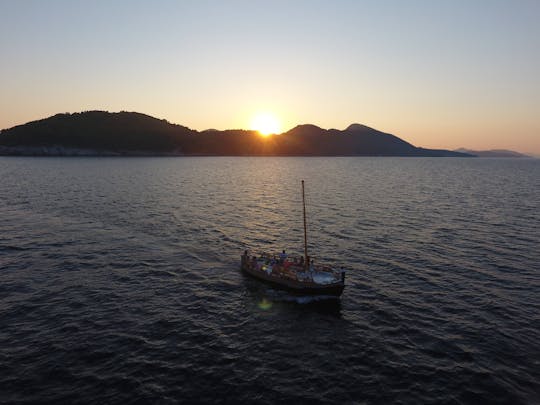 Blå grottan på kvällen