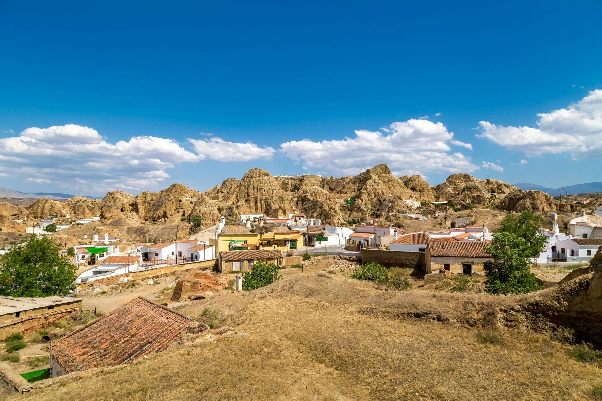 Sierra Nevada tour with picnic and pottery-making demo