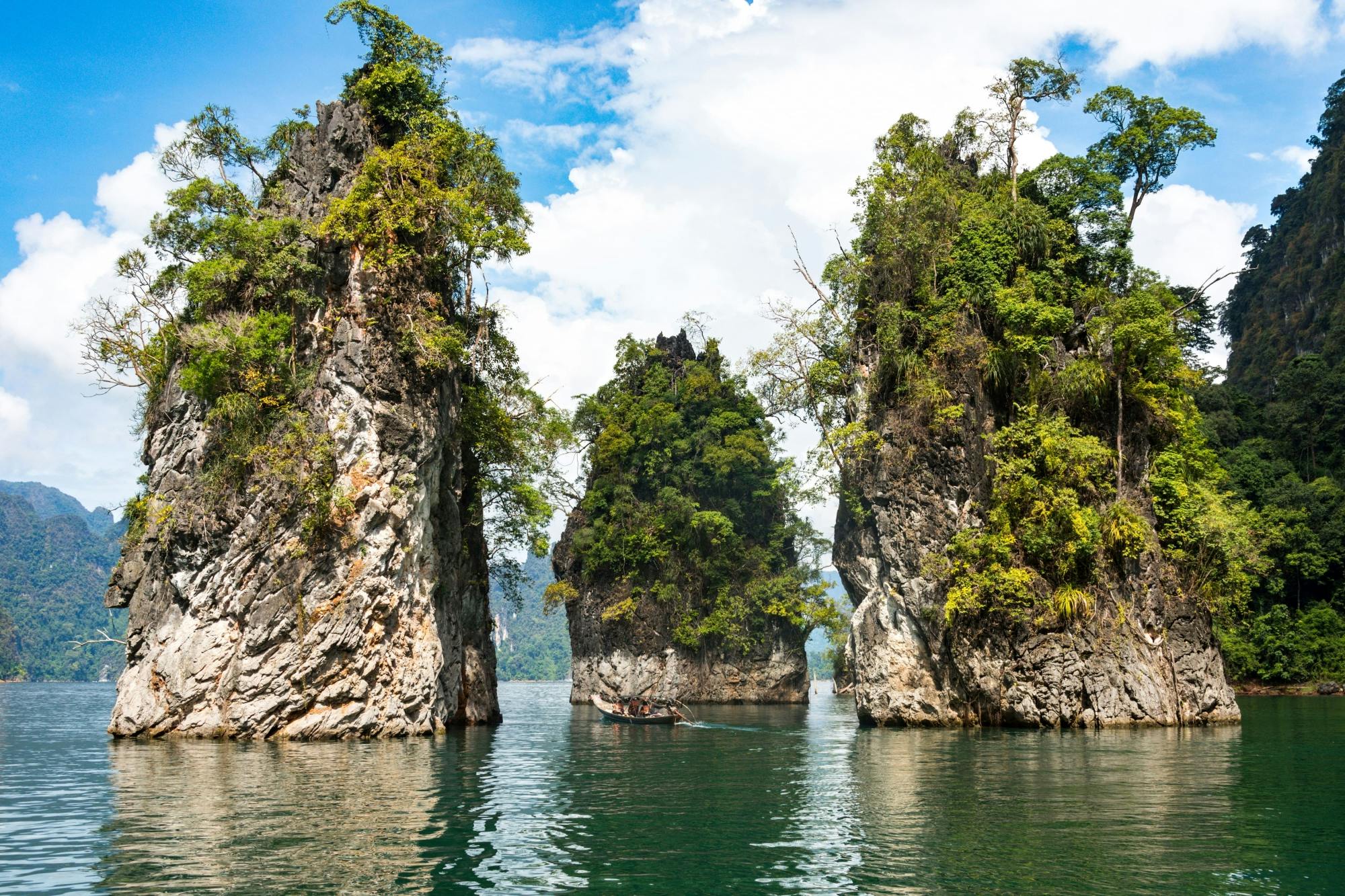 Full-day Cheow Lan Lake adventure from Krabi