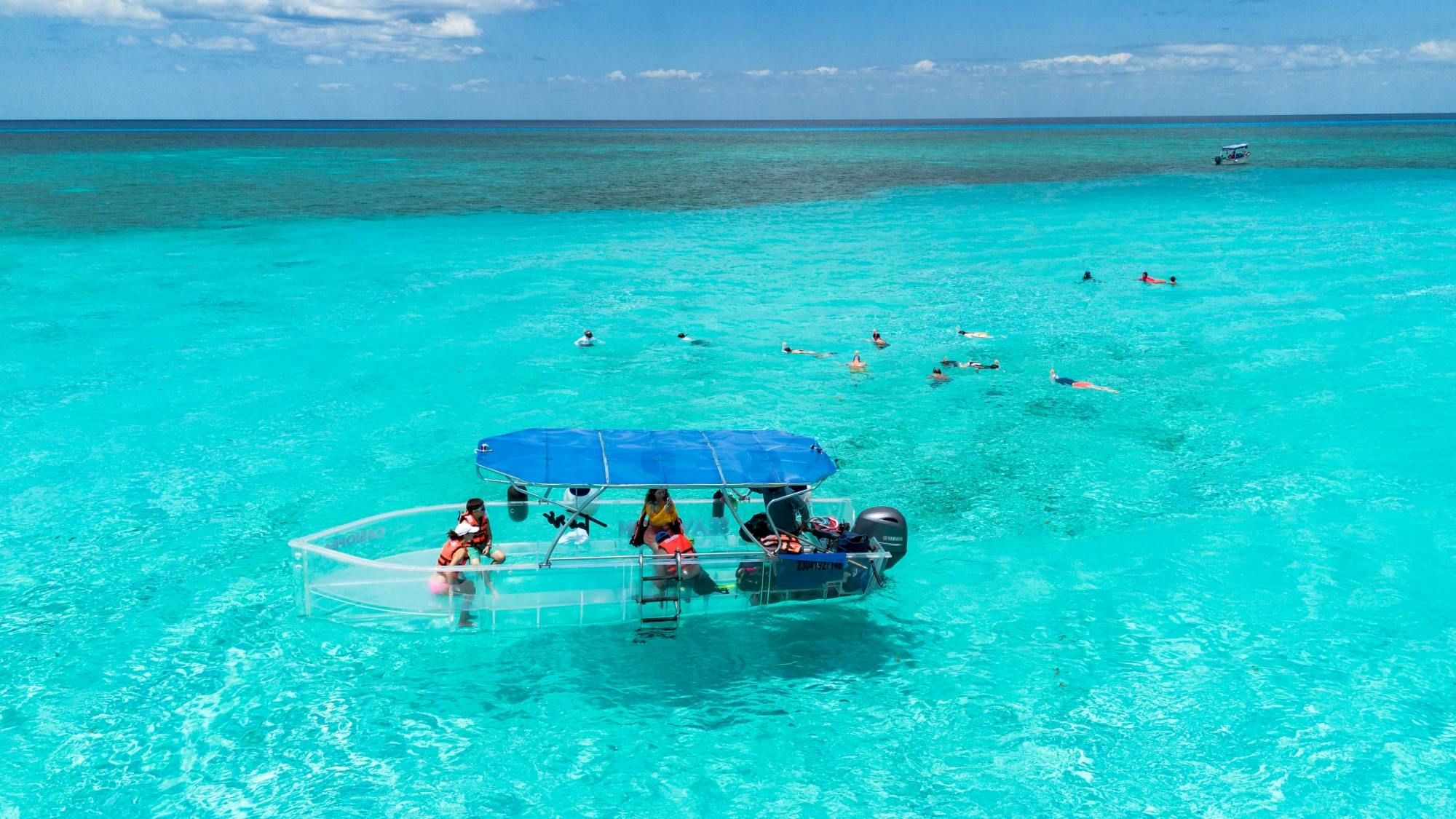 Cozumel Island’s KUZA beach club with El Cielo snorkelling trip