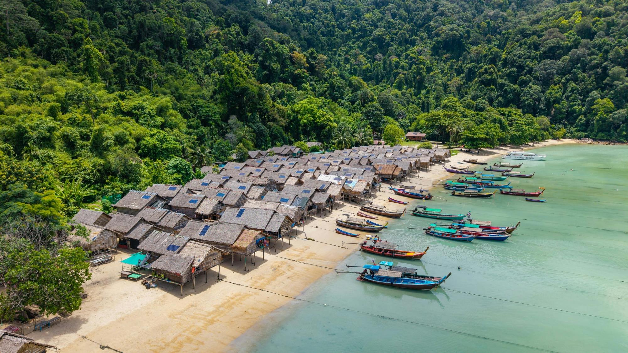 Full-day snorkelling tour of Thailand’s Surin Islands by catamaran