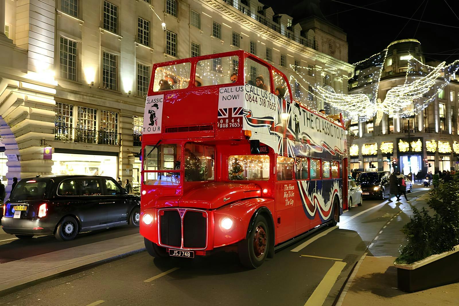 Christmas lights tour on a vintage bus in Edinburgh