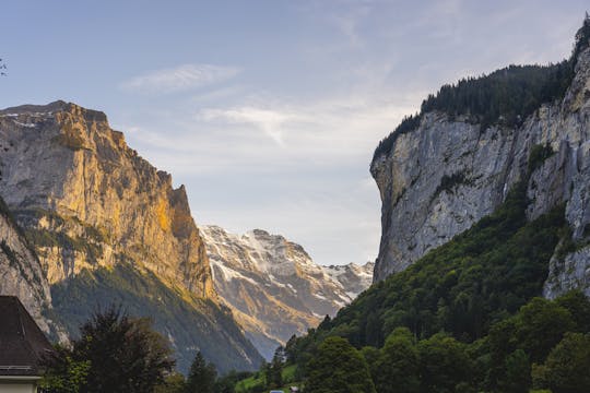 Bernese Oberland hidden gems full-day private tour from Zürich