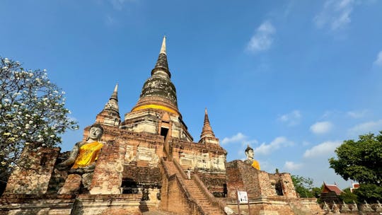 Full-day Ayutthaya van charter from Bangkok