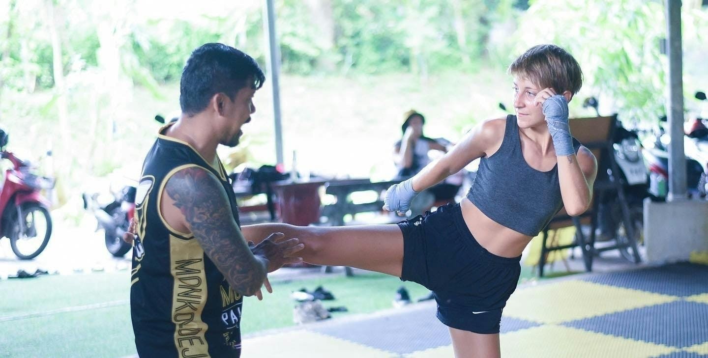 Private Muay Thai boxing class for beginners in Pai