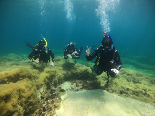 Beginner scuba diving experience in the Mediterranean Sea