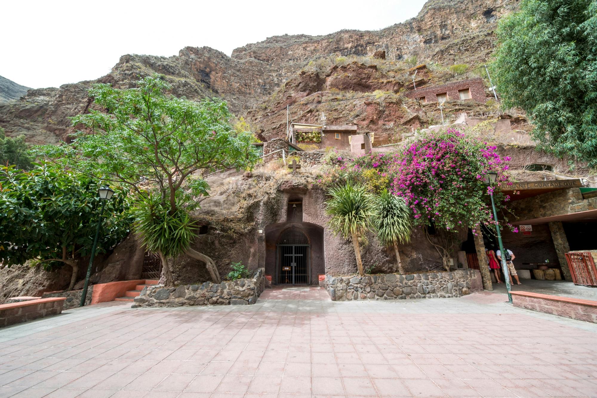 Gran Canaria’s Poema del Mar aquarium and Guayadeque canyon tour