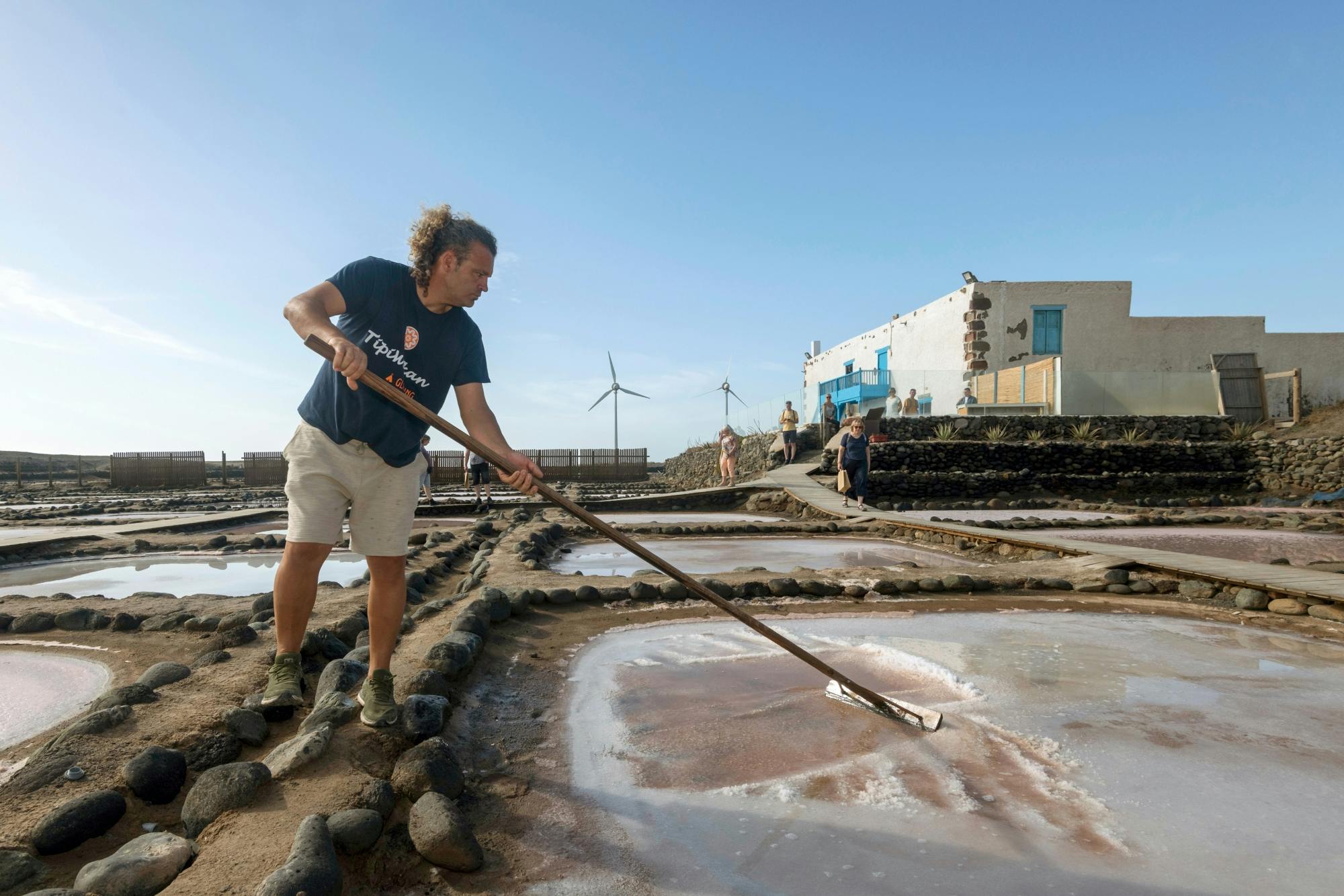 Gran Canaria food tour with distillery visit and local lunch