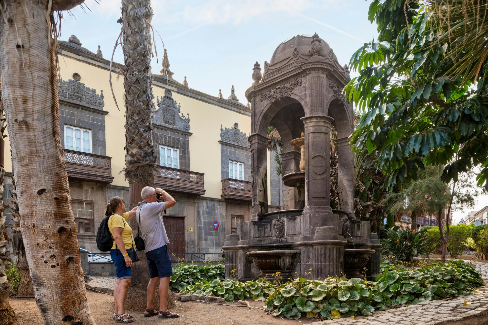 Full-day Las Palmas cultural walking tour
