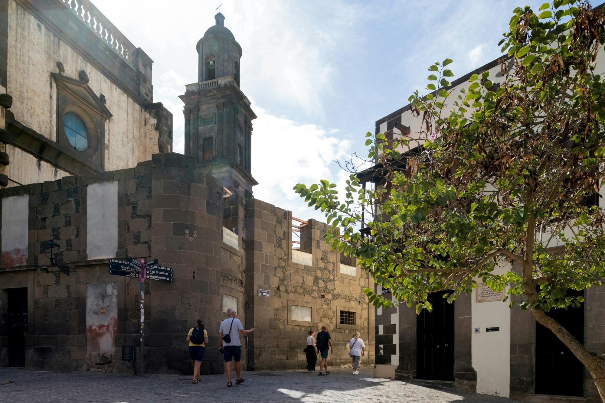 Full-day Las Palmas cultural walking tour