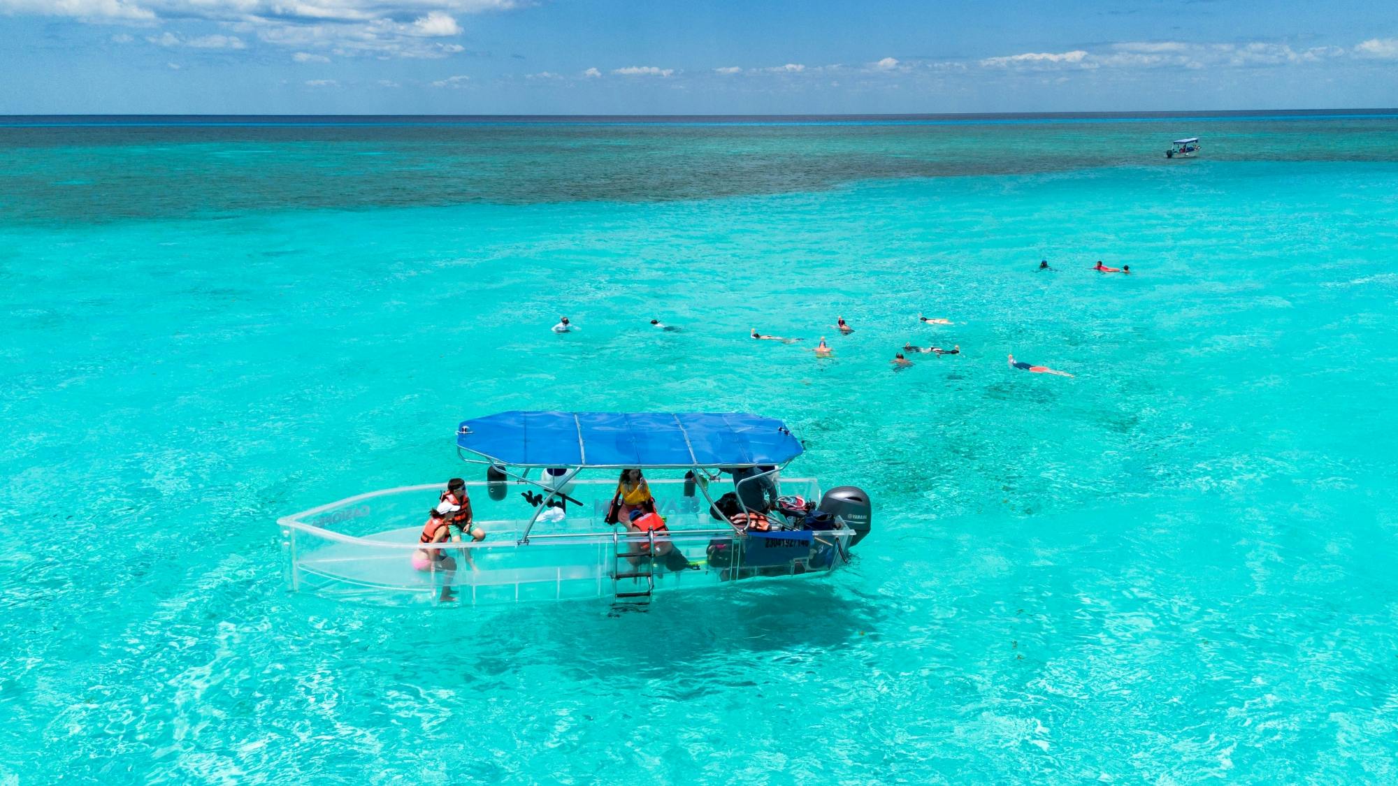 Cozumel Island’s KUZA beach club with El Cielo snorkelling trip