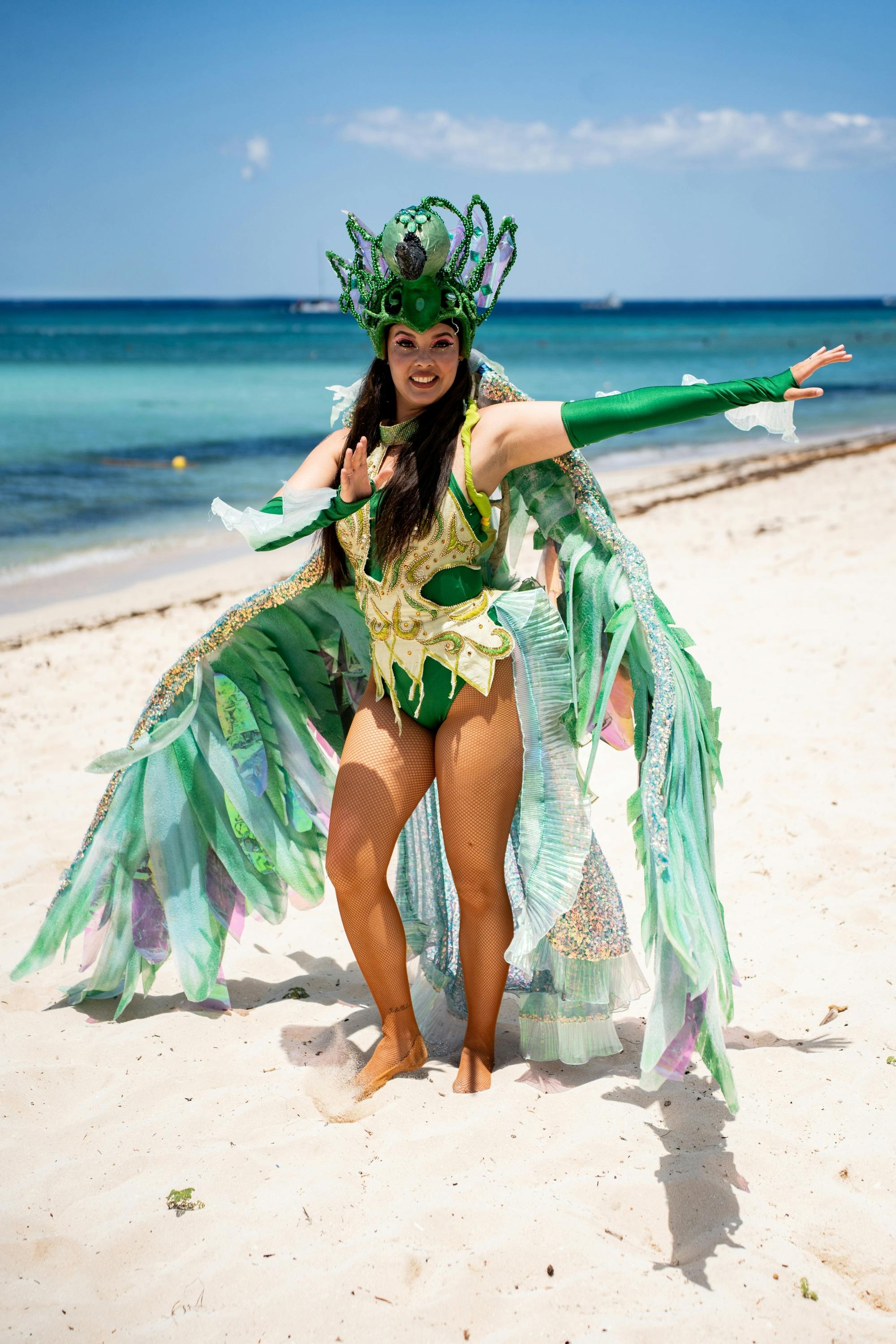 Cozumel Island’s KUZA beach club with El Cielo snorkelling trip